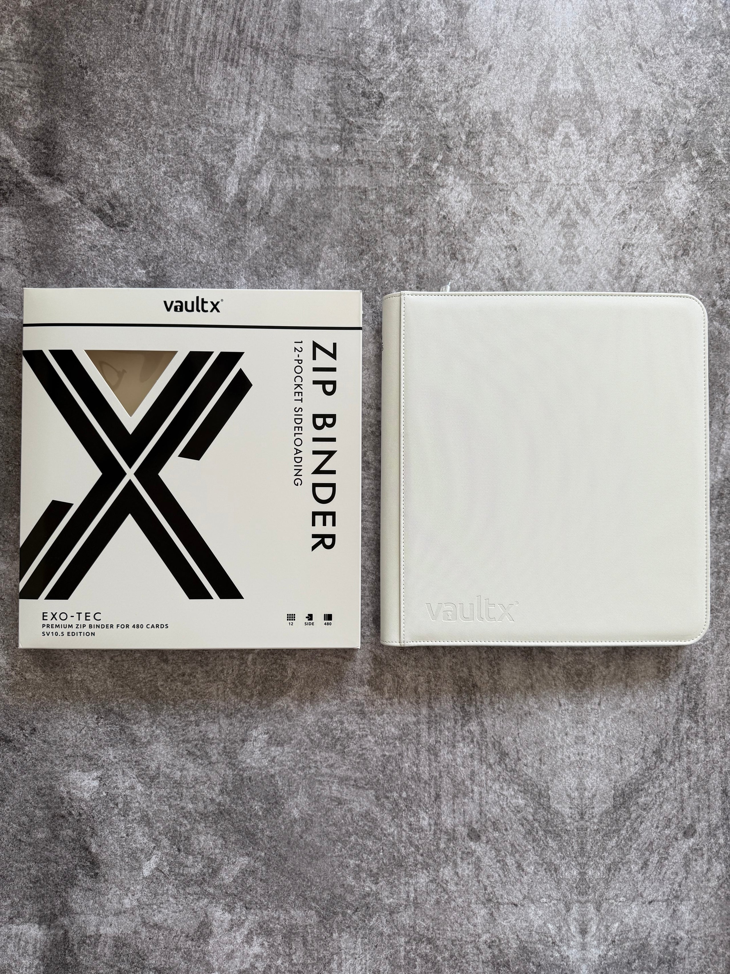 VaultX 12-Pocket Exo-Tec Zip Binder SV10.5 White (EDICION LIMITADA)