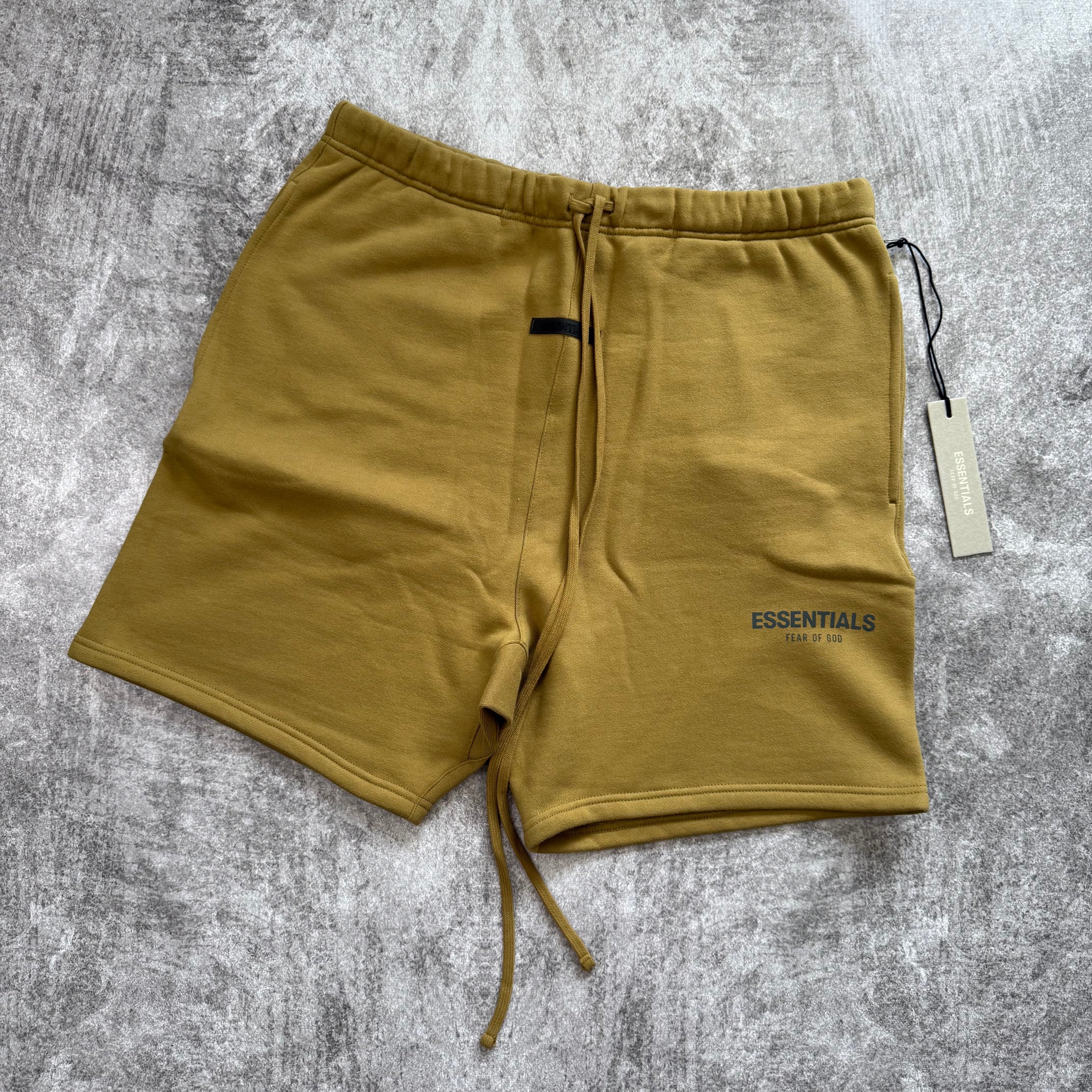 Short Essentials Amber