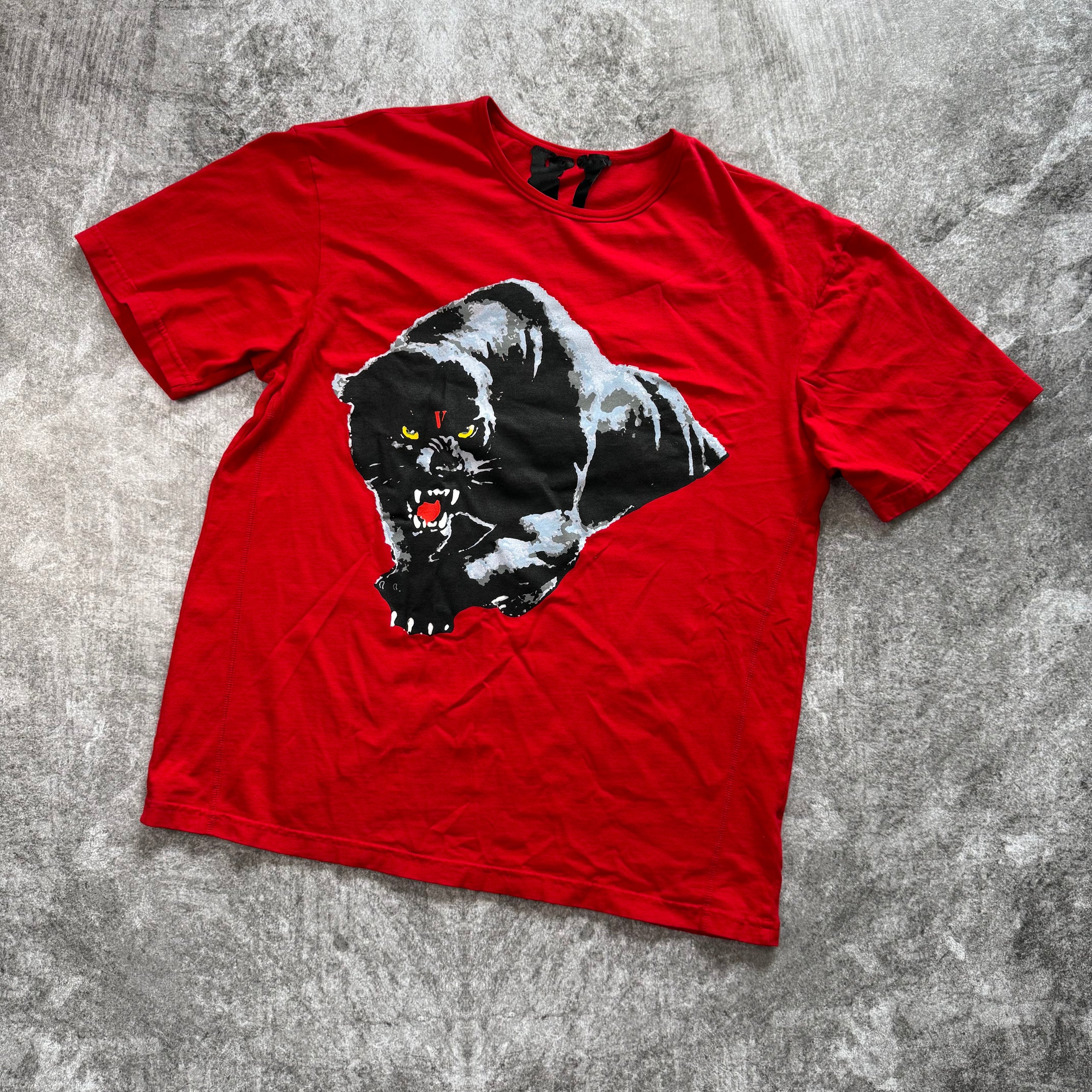 Remera Vlone Panther - Red