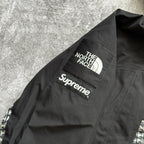 Supreme x The North Face "Studded Mountain" Jacket - Black