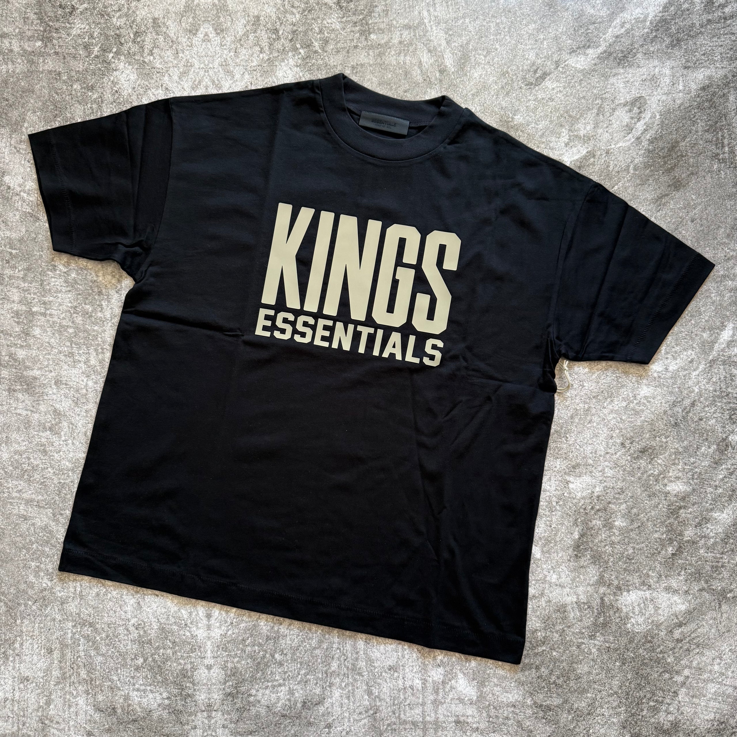 Essentials Kings Tee - Black