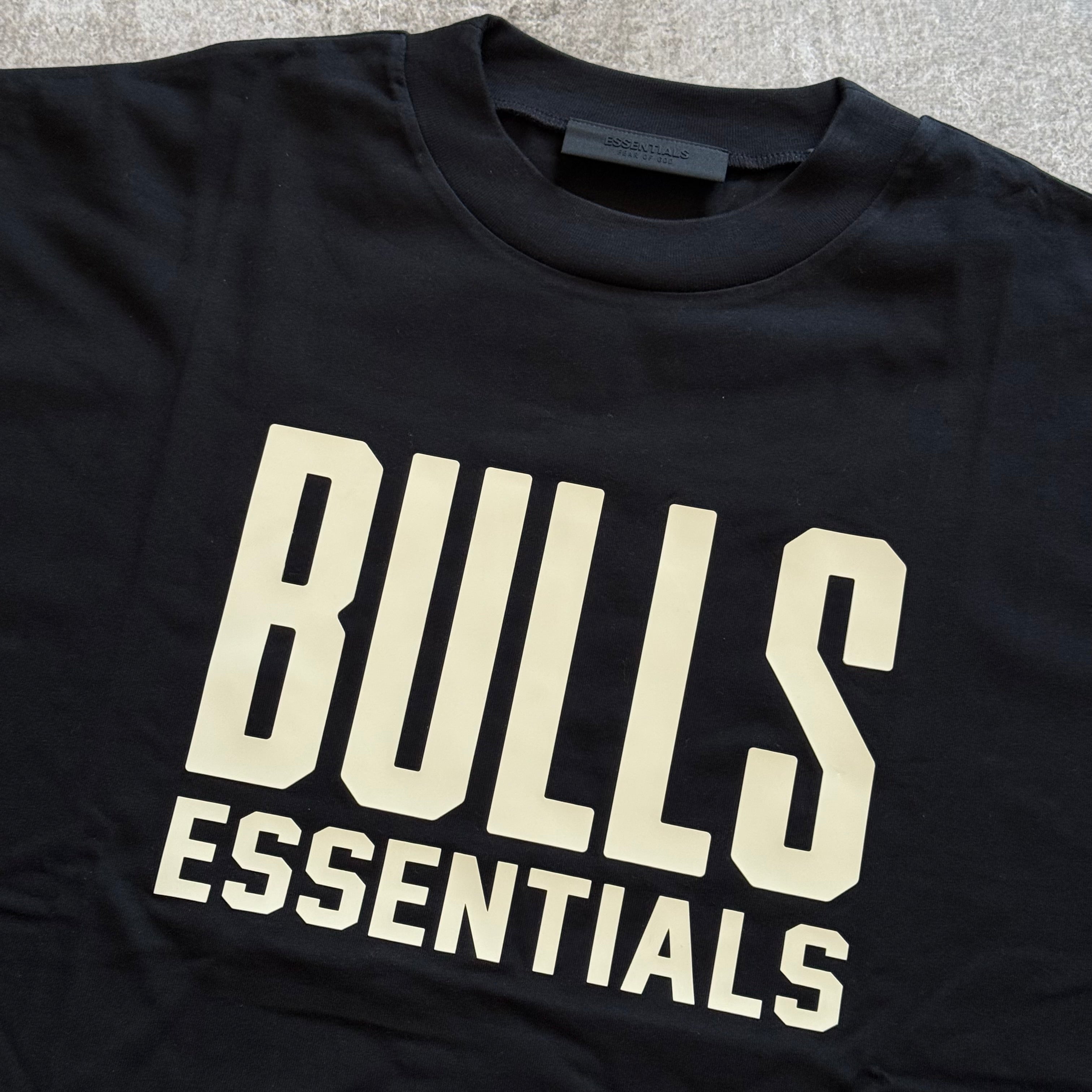 Essentials Bulls Tee - Black