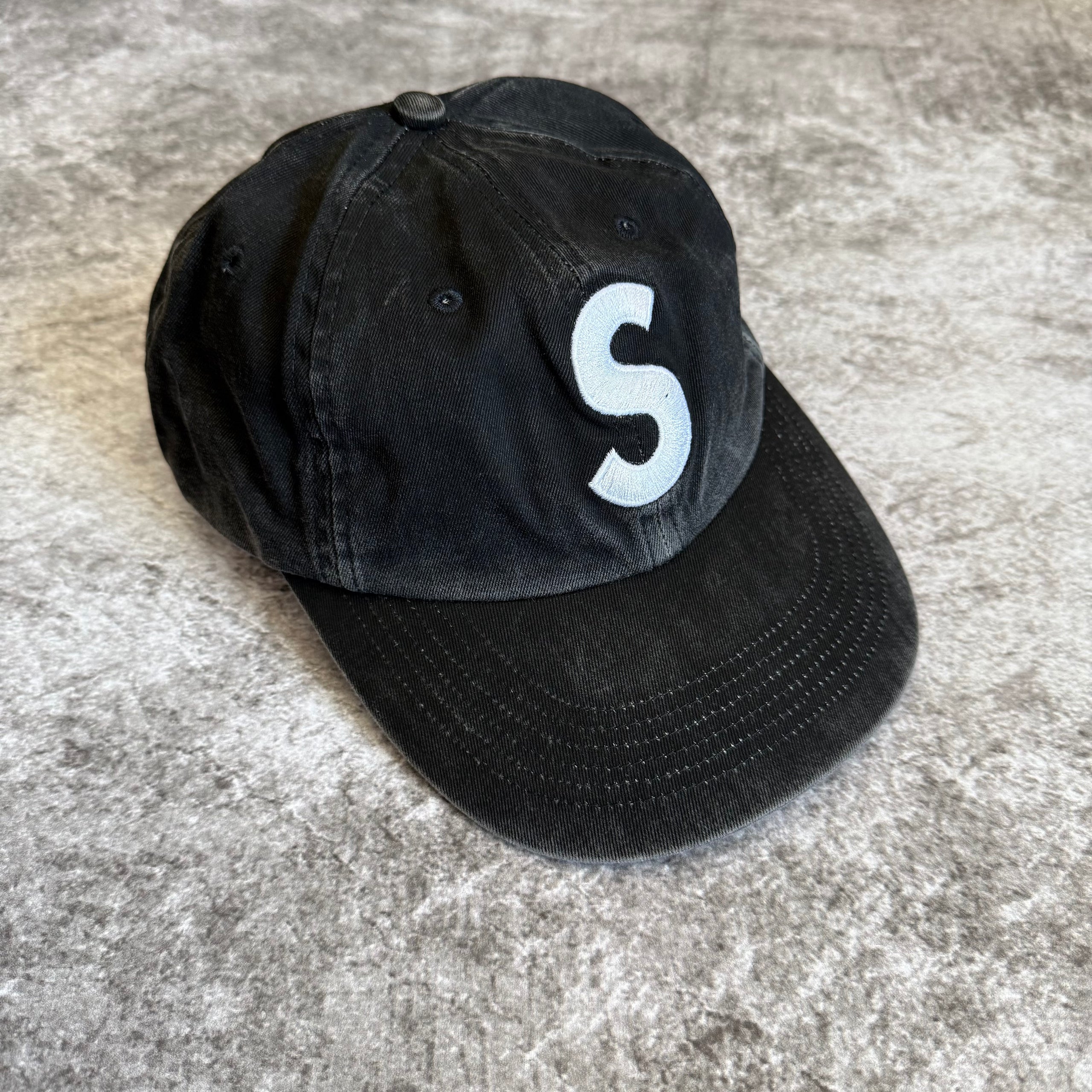 Supreme Pigment Coated S Logo 6-Panel - Black washed