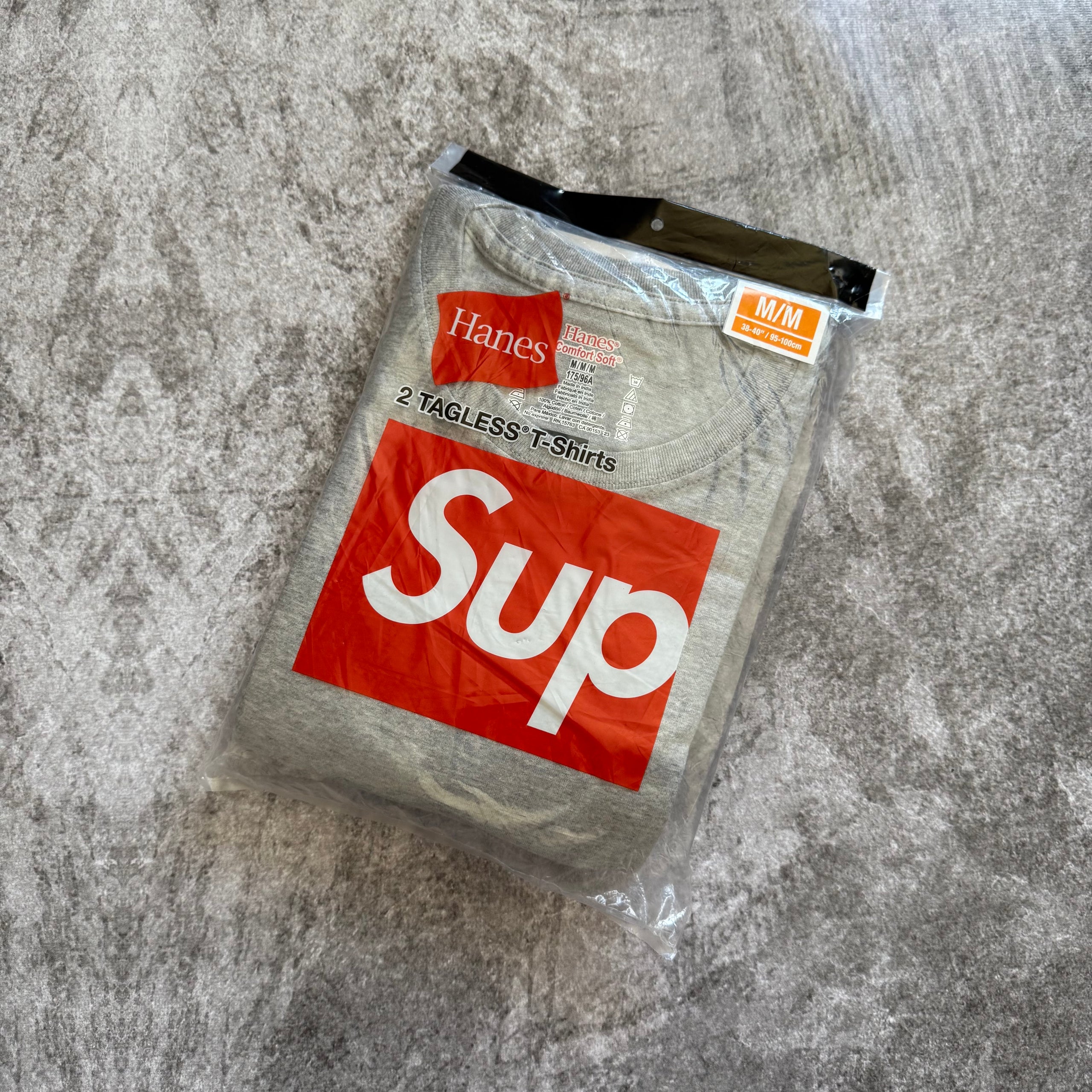 Supreme x Hanes T-shirt pack (x2)