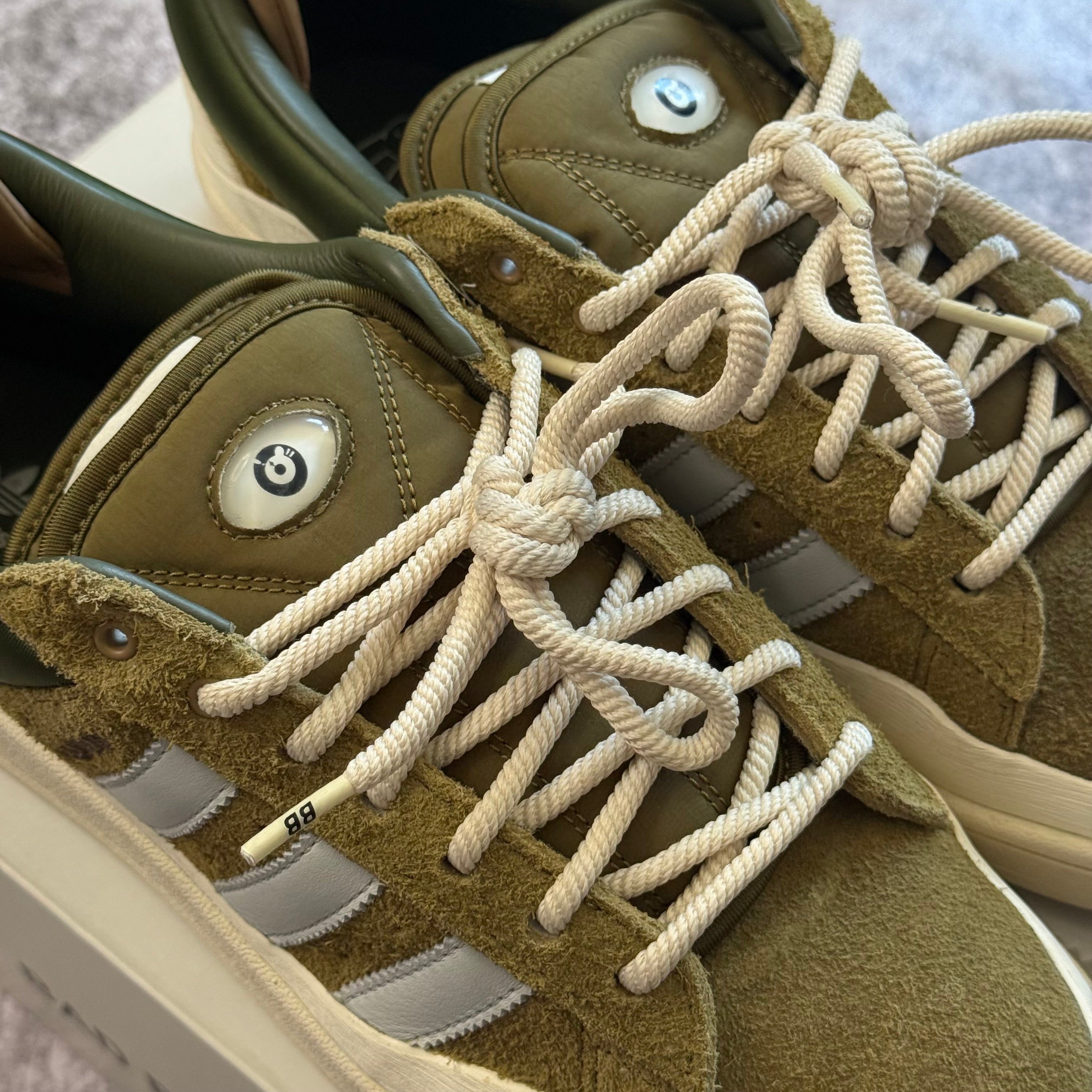 Campus light Bad Bunny "Wild Moss" - VNDS (JC)