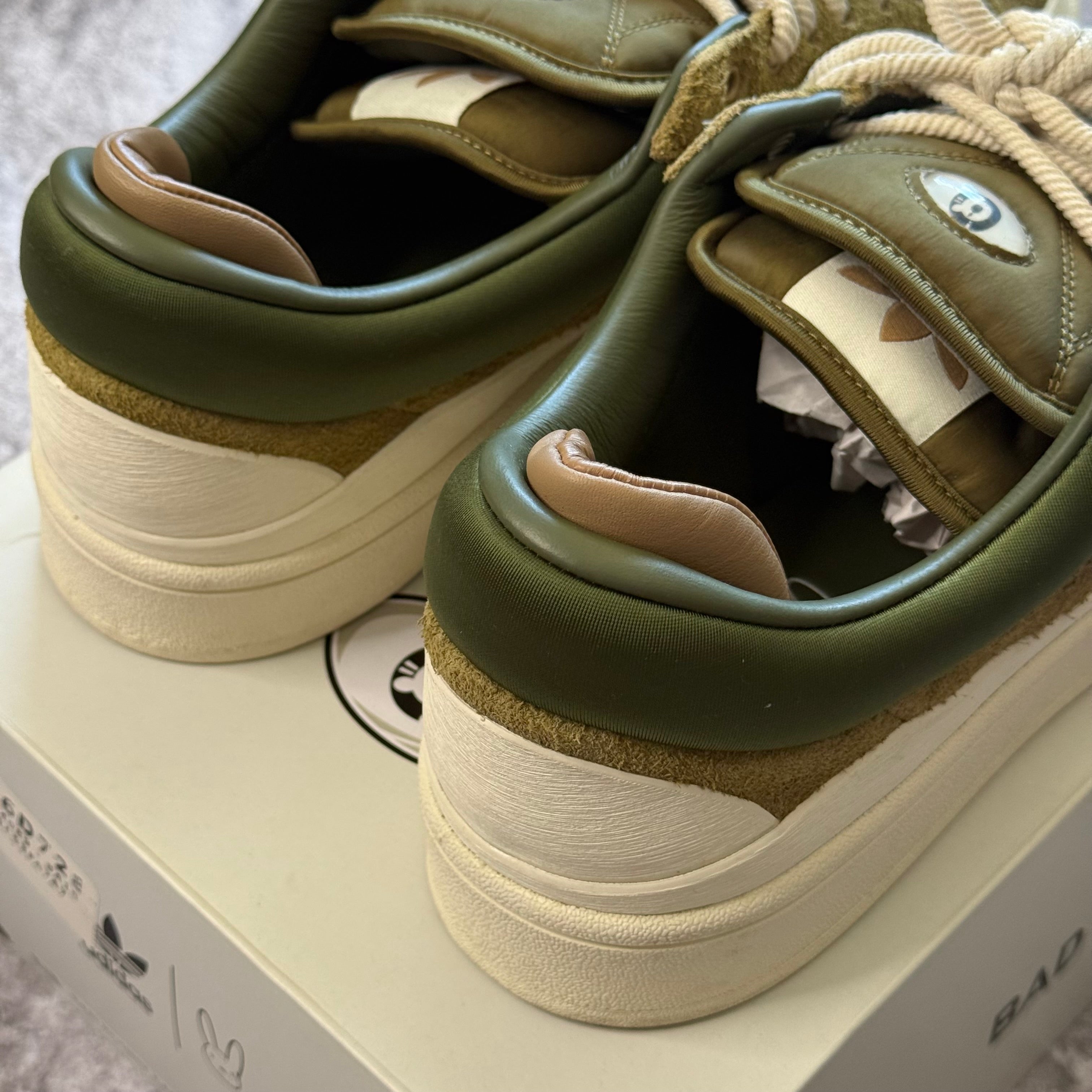 Campus light Bad Bunny "Wild Moss" - VNDS (JC)