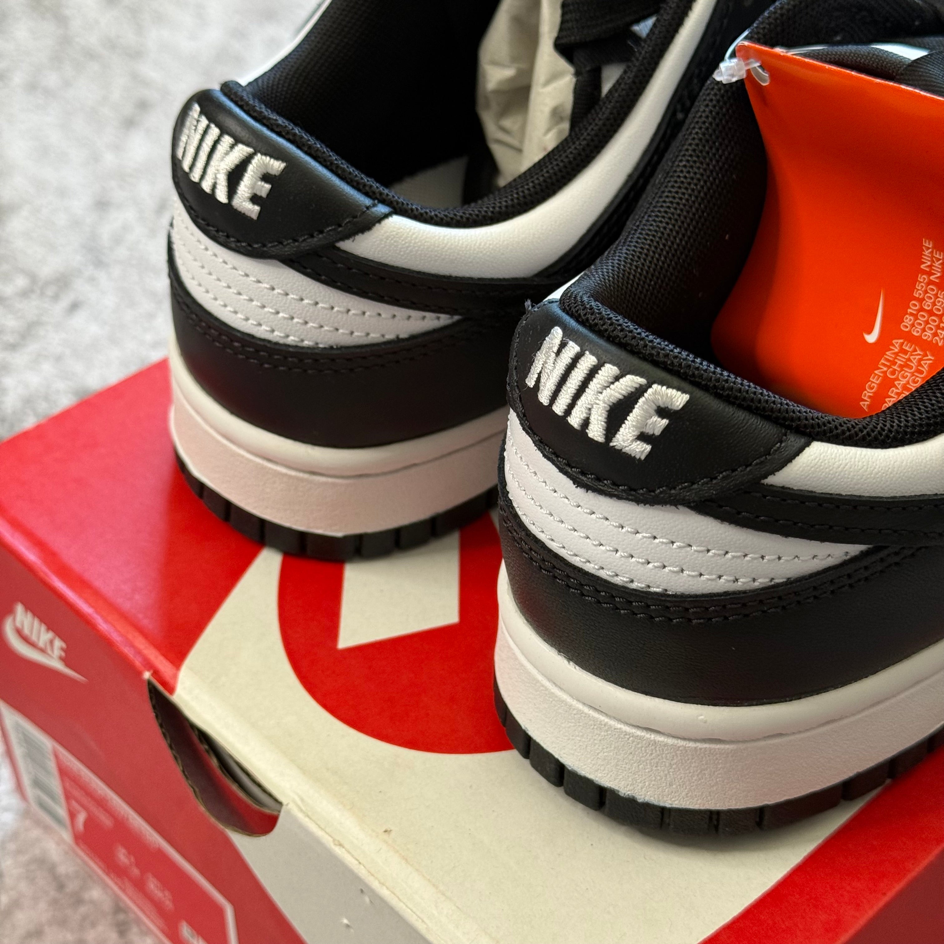 Dunk Low Black White PANDA