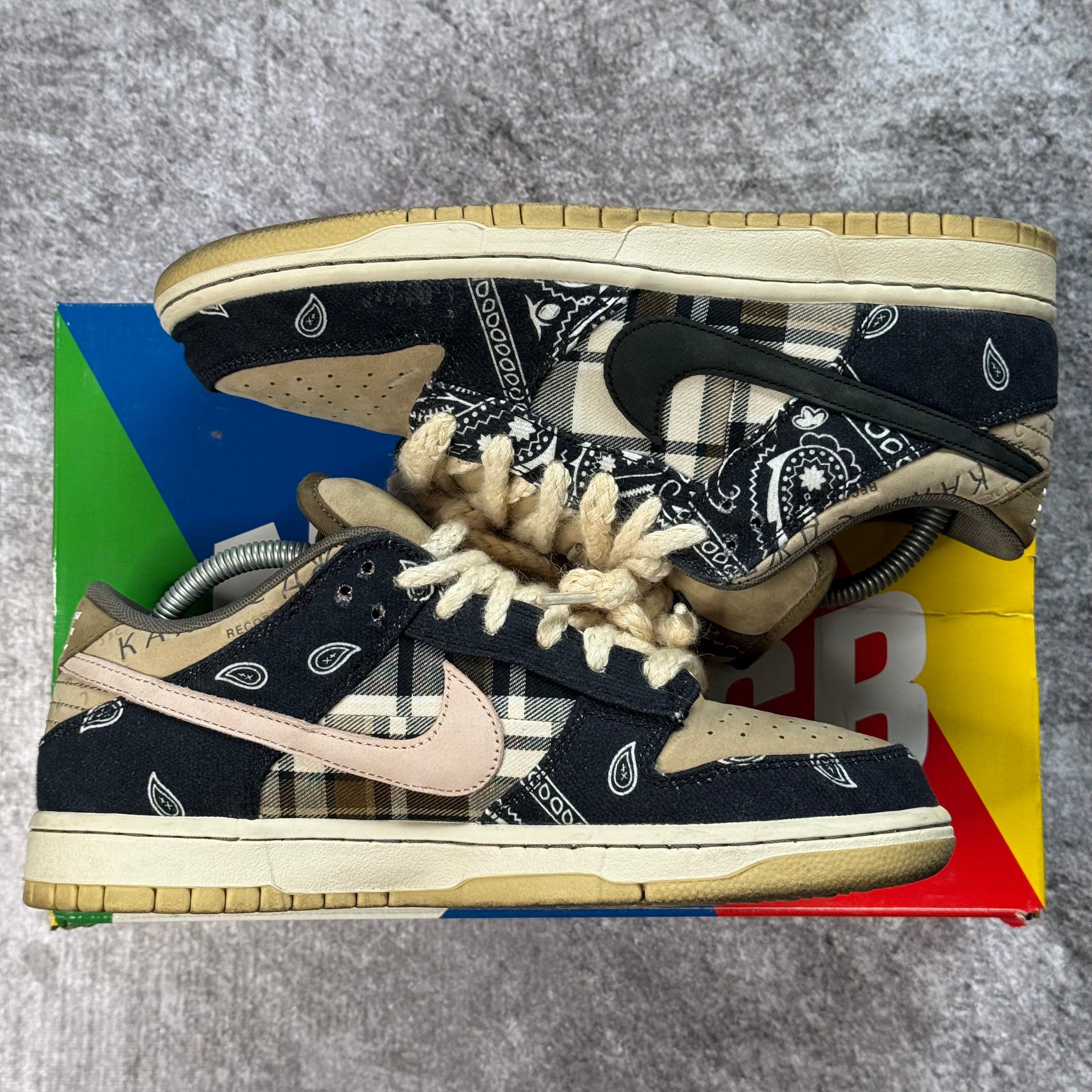 Nike SB Dunk Low Travis Scott - USED