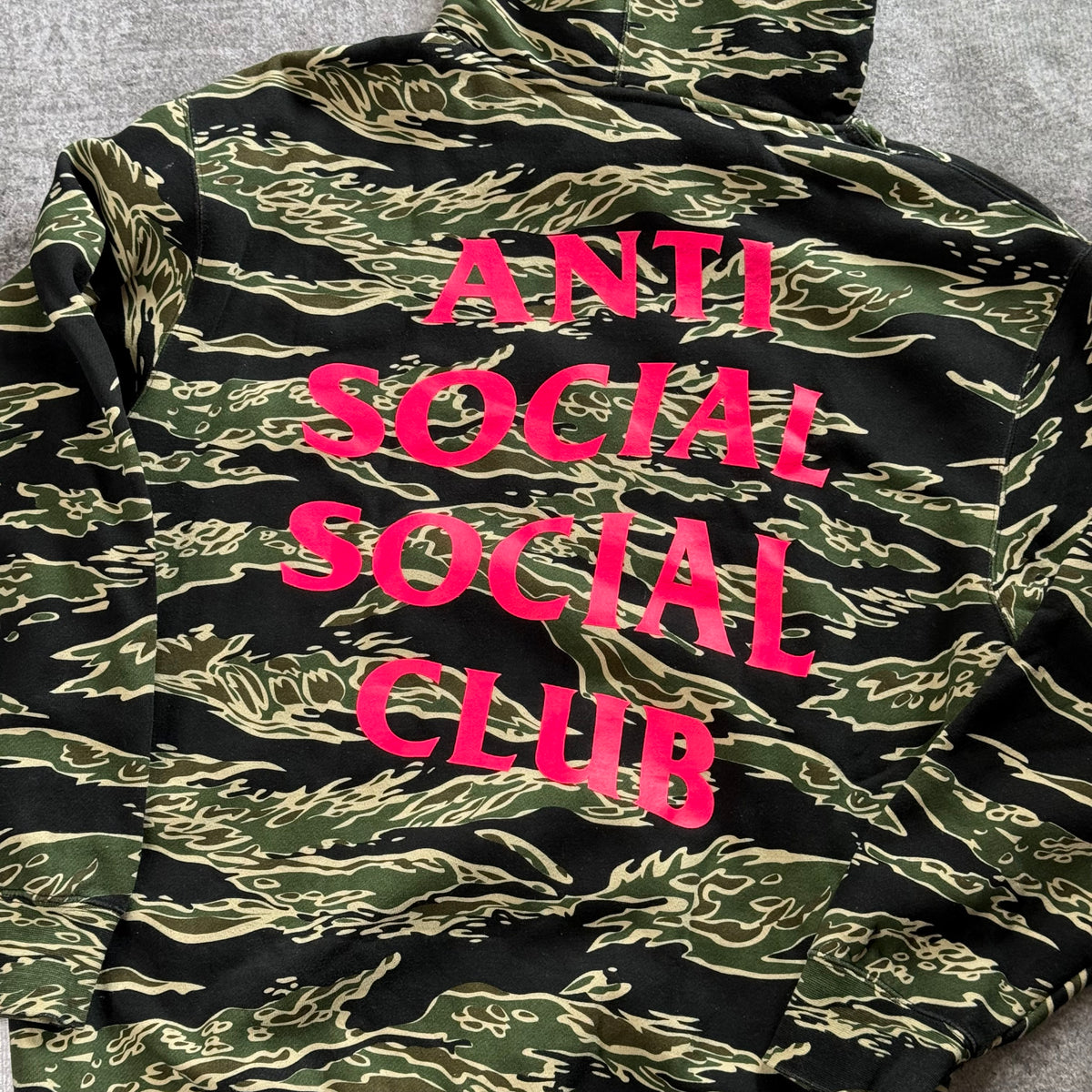 Hoodie Anti Social Social Club - Camo/Pink (USED)
