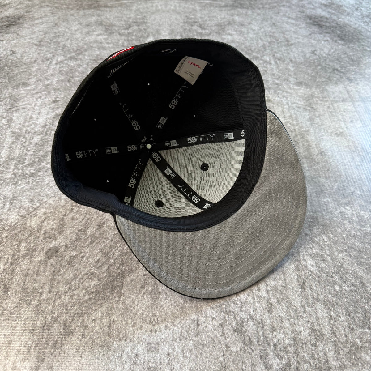 Gorra Supreme "Money S Logo New Era®" - Black