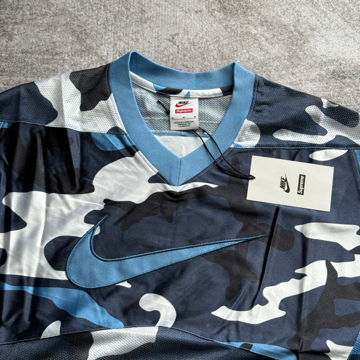 Camiseta Supreme®/Nike® "Football Jersey" - Blue camo