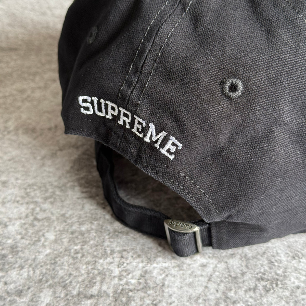 Gorra Supreme "Washed Canvas S Logo 6-Panel" - Black