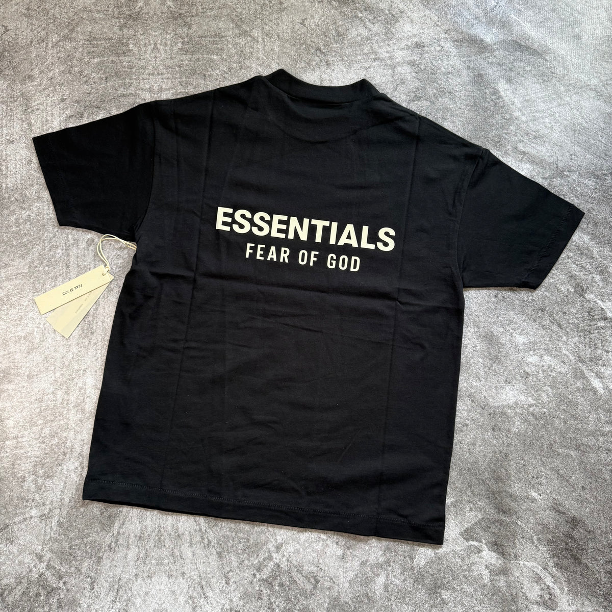 Remera Essentials "Classic Short Sleeve Tee" - Jet black