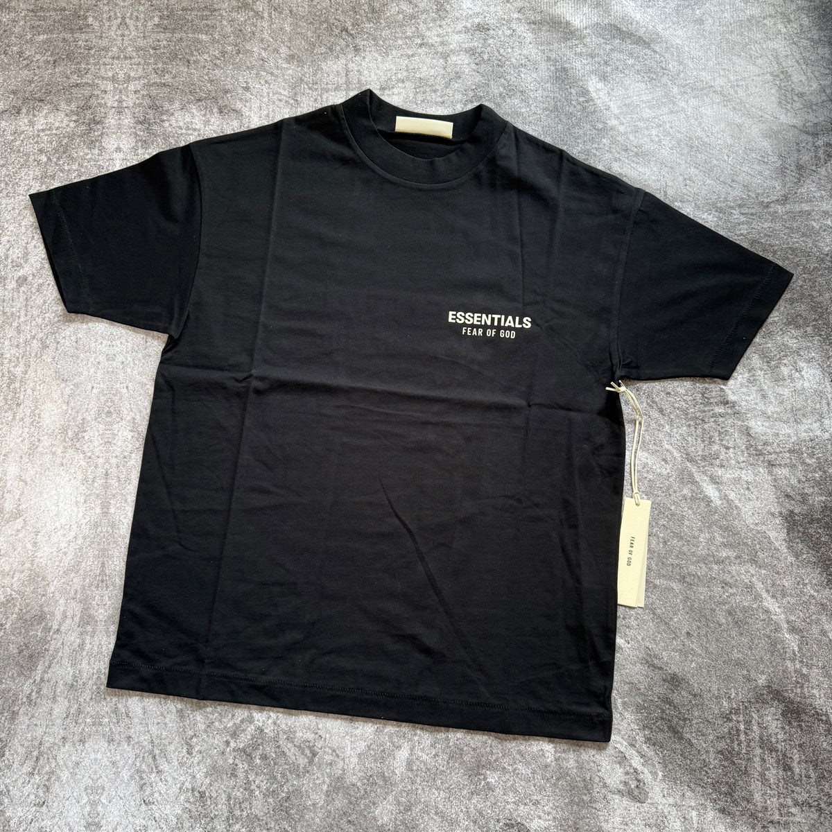 Remera Essentials "Classic Short Sleeve Tee" - Jet black