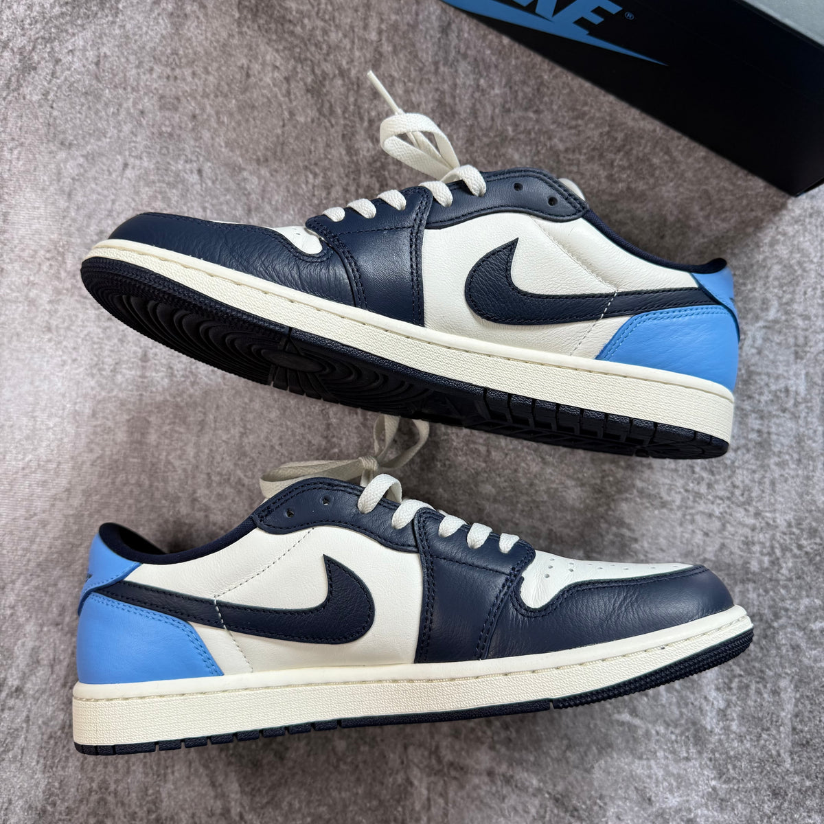 Air Jordan 1 Low OG Obsidian - VNDS (JO)