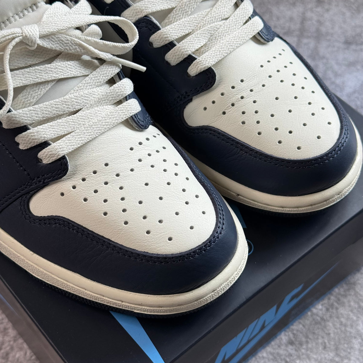 Air Jordan 1 Low OG Obsidian - VNDS (JO)