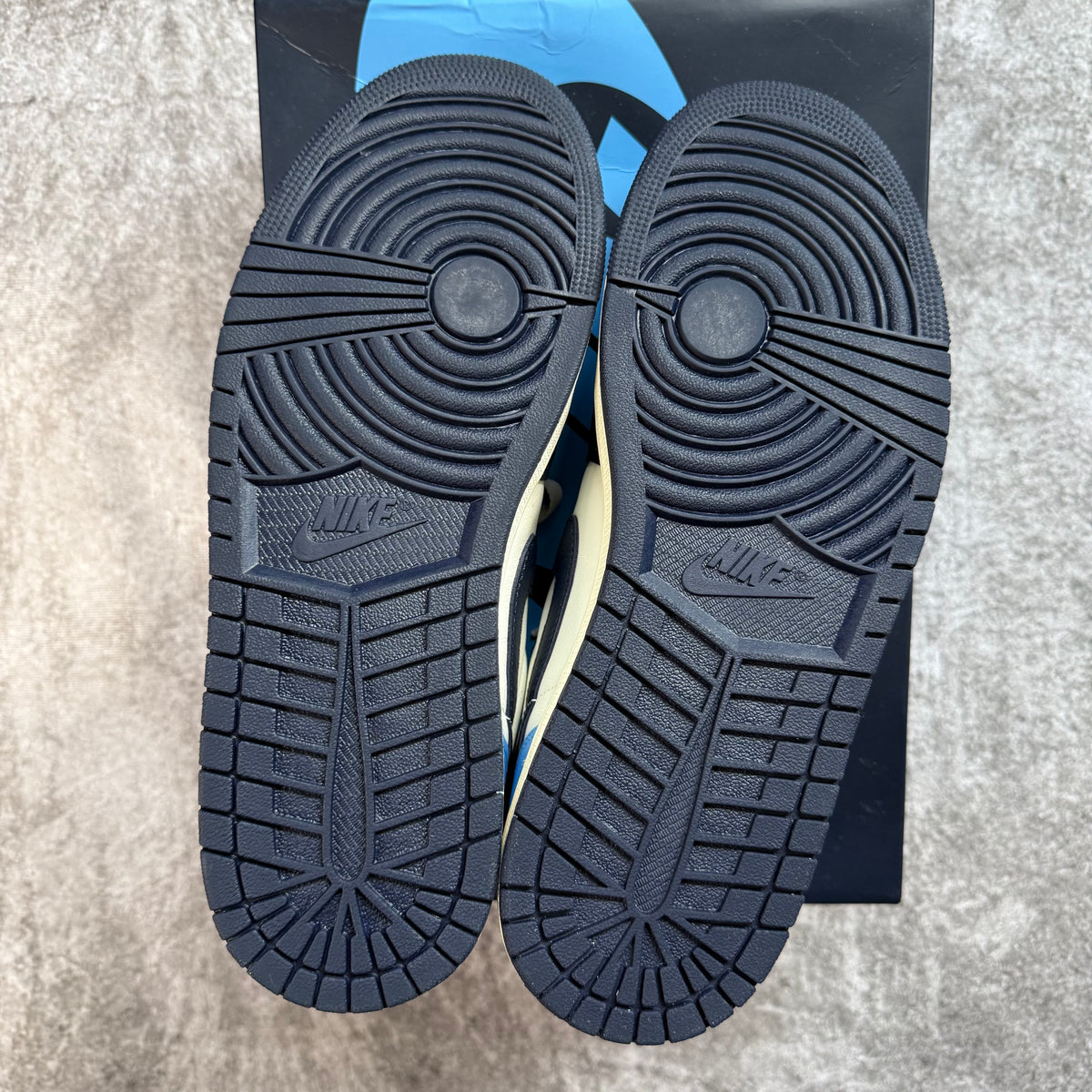 Air Jordan 1 Low OG Obsidian - VNDS (JO)