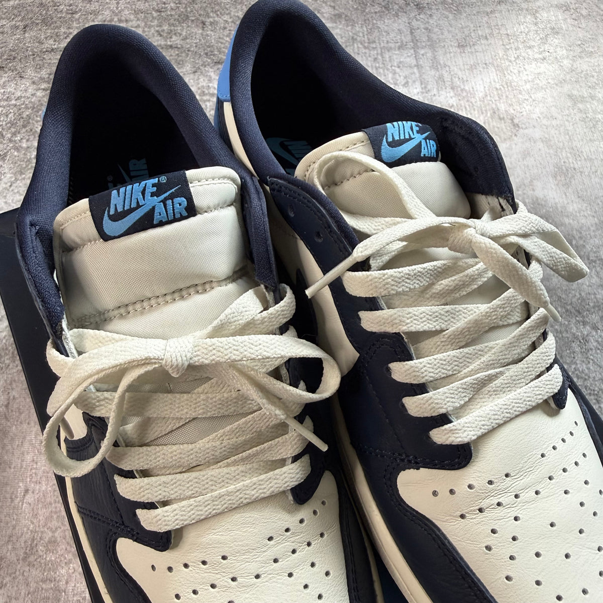 Air Jordan 1 Low OG Obsidian - VNDS (JO)