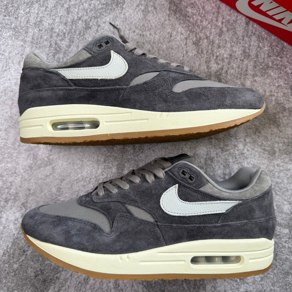 Air Max 1 Crepe Soft Grey (JO)